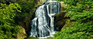 waterfalls sri lanka nuwara eliya