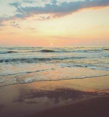 bentota beach srilankan riders beaches srilanka