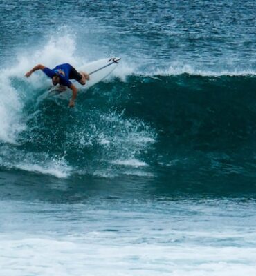 hikkaduwa beach beaches srilanka